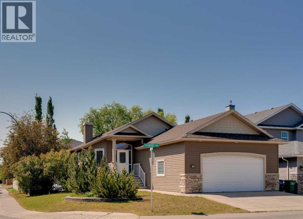 Photo 16 of 106 Thornbird Way Se, Airdrie AB