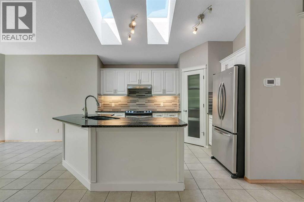 Photo 3 of 106 Thornbird Way Se, Airdrie AB