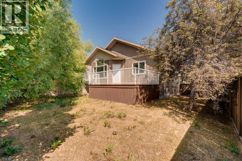 Photo 30 of 106 Thornbird Way Se, Airdrie AB