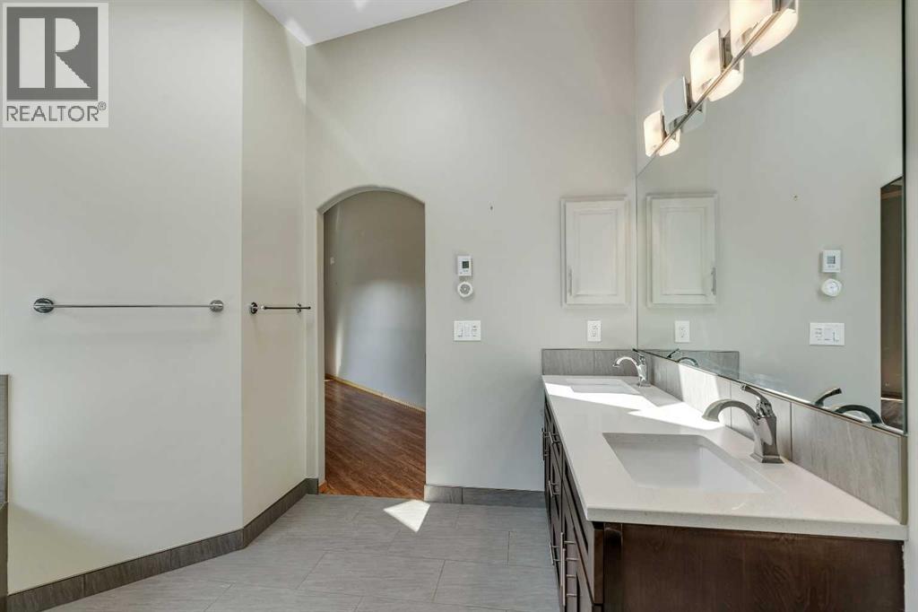 Photo 14 of 106 Thornbird Way Se, Airdrie AB