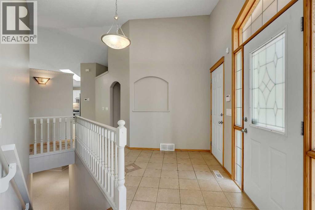 Photo 1 of 106 Thornbird Way Se, Airdrie AB