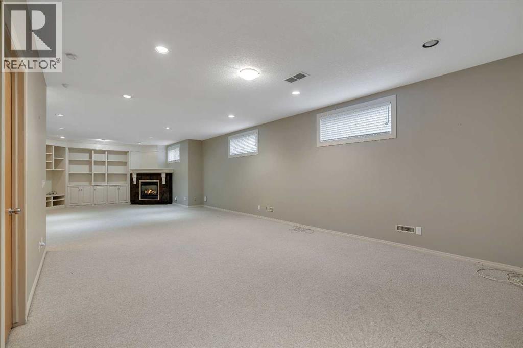 Photo 31 of 106 Thornbird Way Se, Airdrie AB