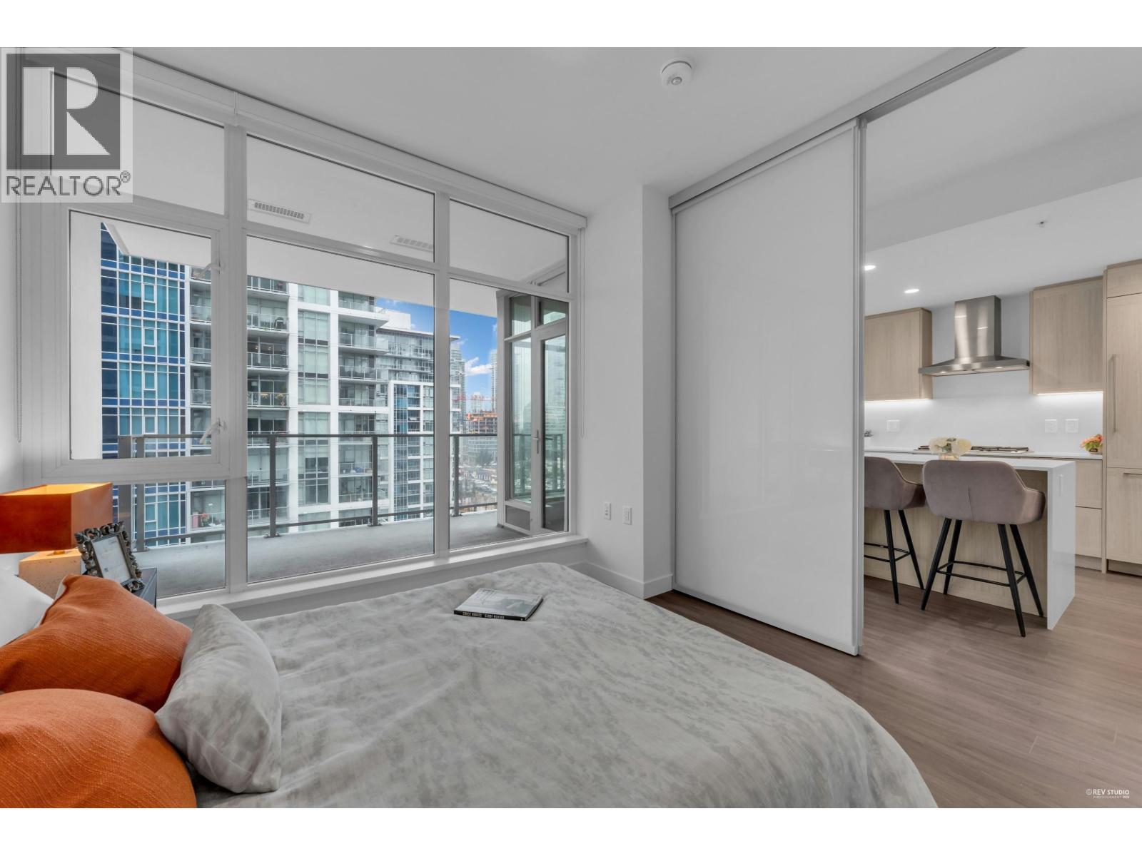 Photo 13 of 1807 2351 Beta Avenue, Burnaby BC
