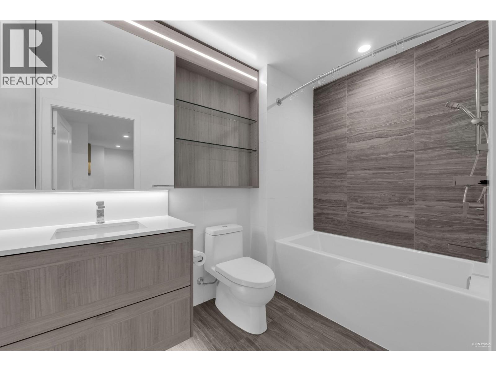 Photo 14 of 1807 2351 Beta Avenue, Burnaby BC