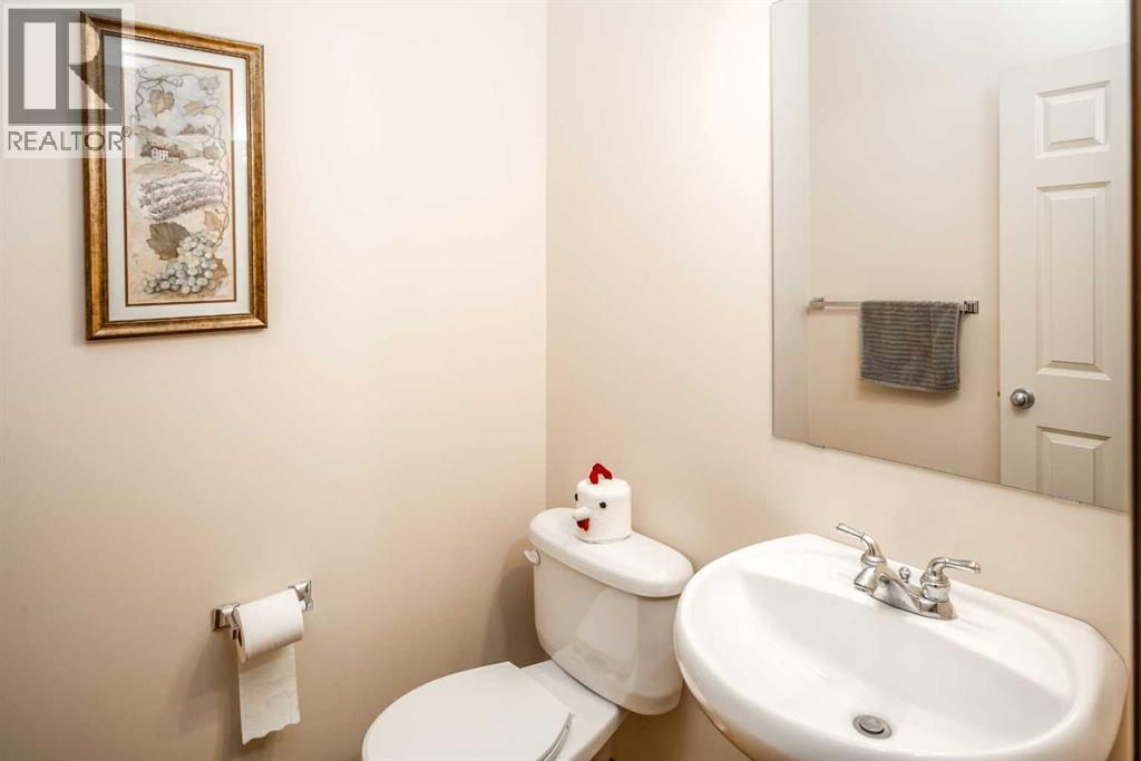 Single Family House for Sale in  St Moritz Place SW Springbank Hill Calgary 