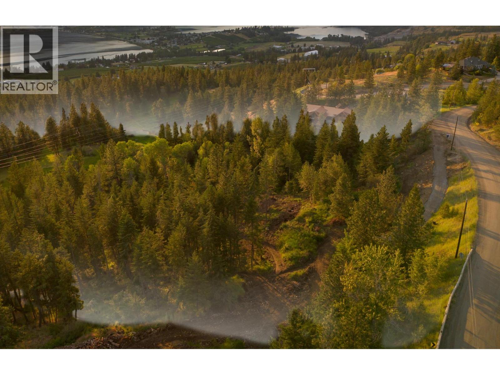  5617 Oyama Lake Road, Lake Country