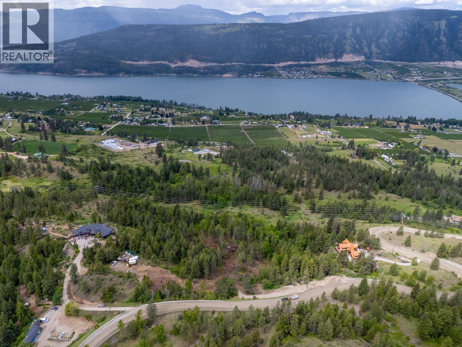  5617 Oyama Lake Road, Lake Country