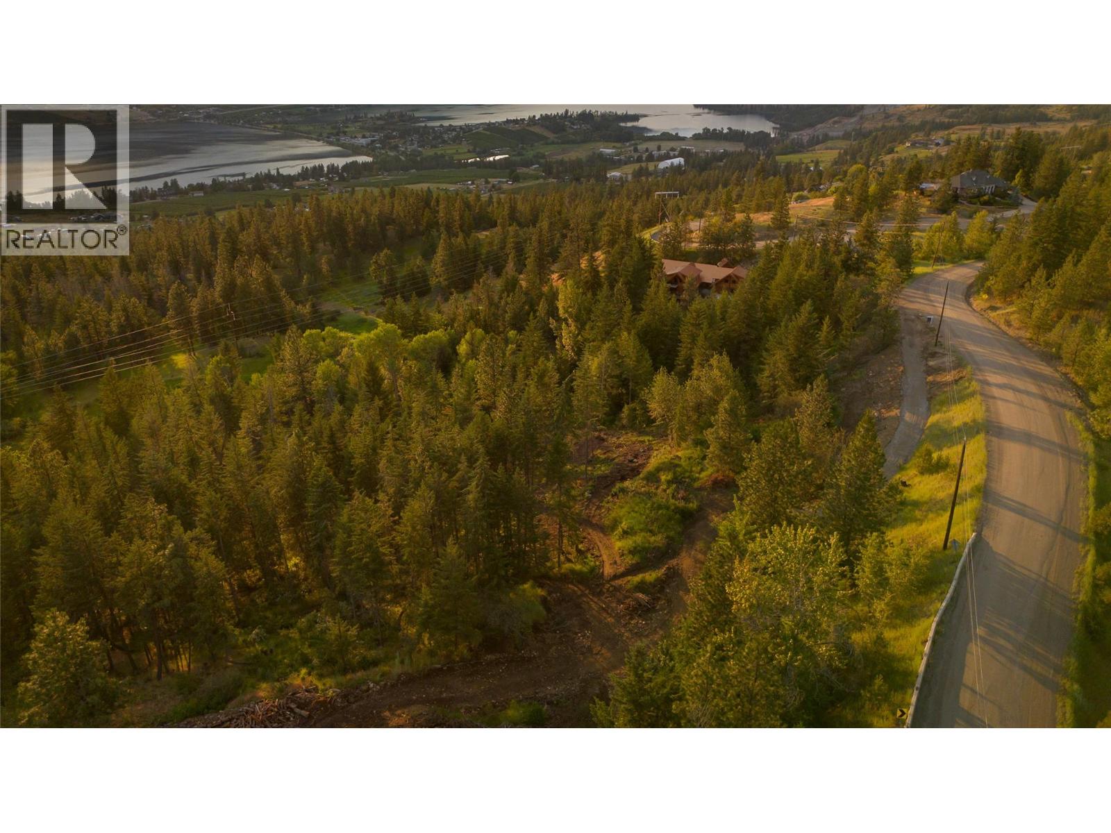  5617 Oyama Lake Road, Lake Country