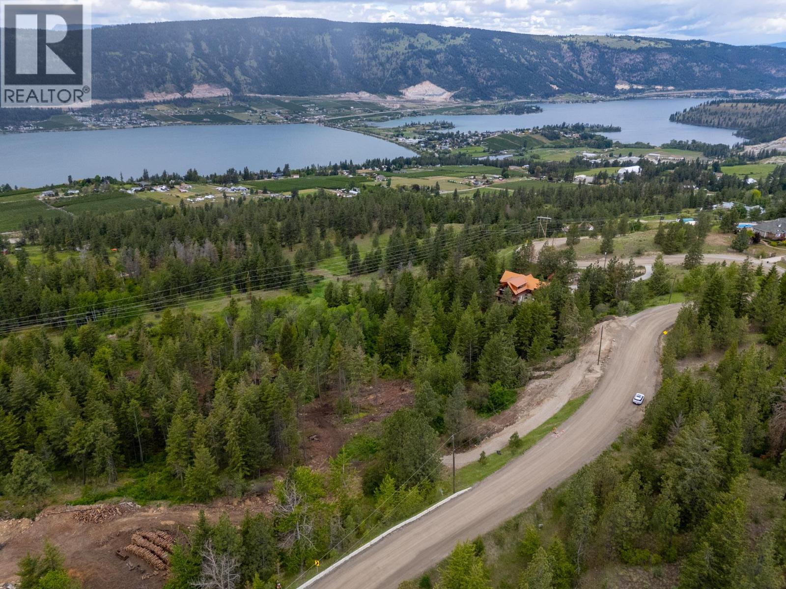  5617 Oyama Lake Road, Lake Country