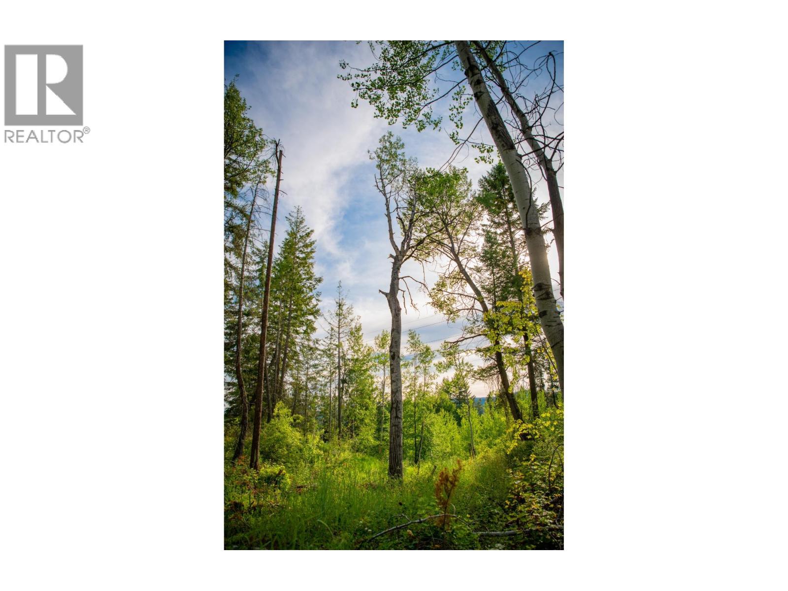  5617 Oyama Lake Road, Lake Country