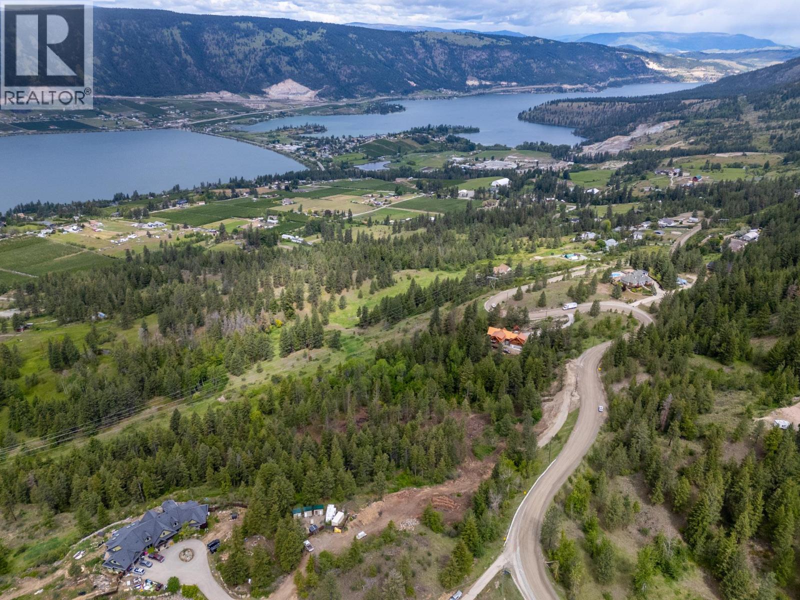  5617 Oyama Lake Road, Lake Country