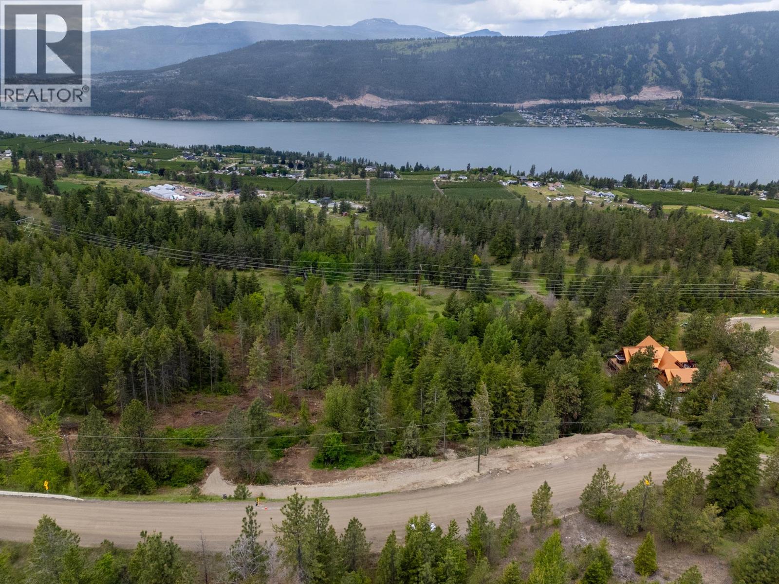  5617 Oyama Lake Road, Lake Country