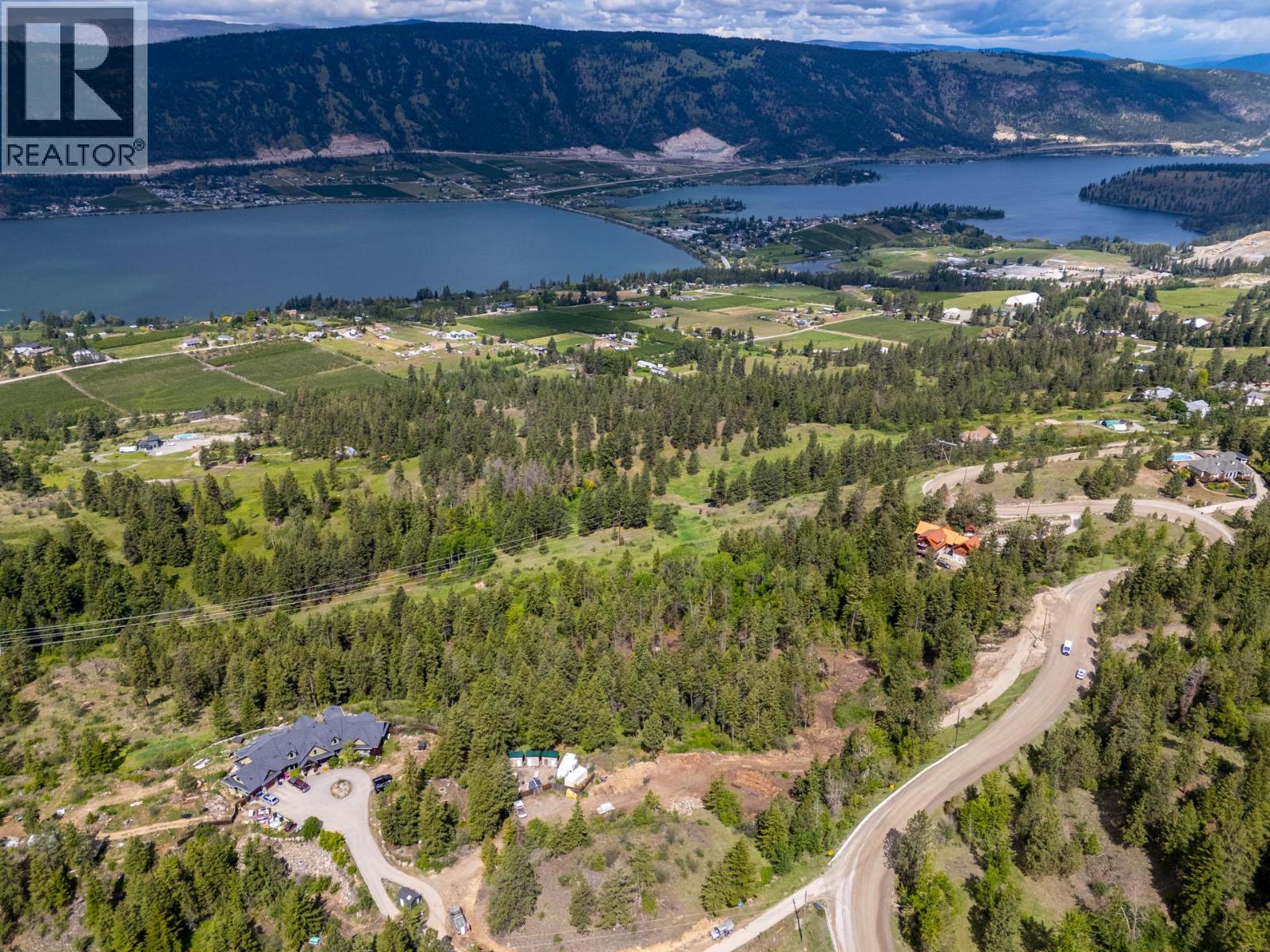  5617 Oyama Lake Road, Lake Country
