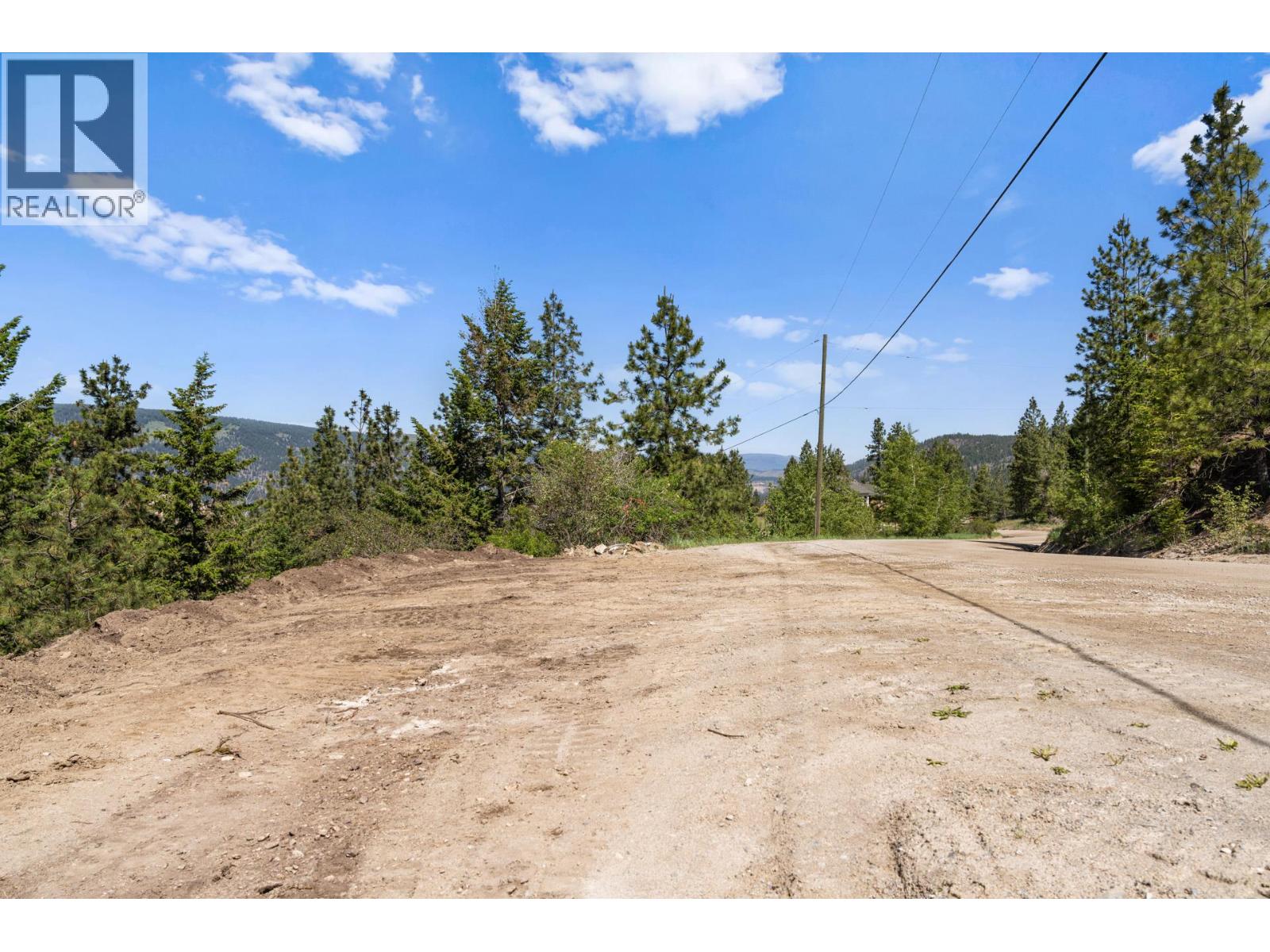  5617 Oyama Lake Road, Lake Country
