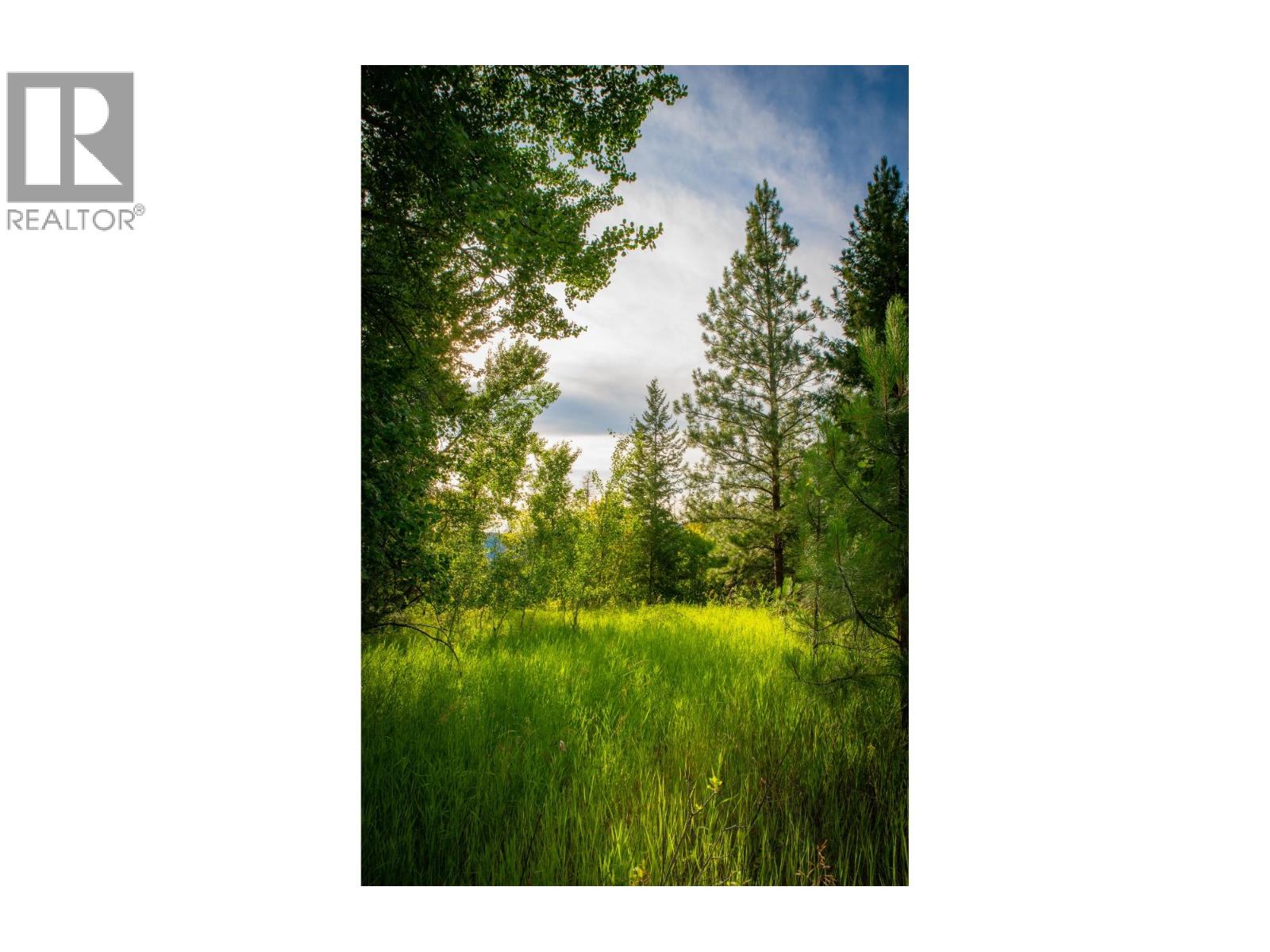  5617 Oyama Lake Road, Lake Country