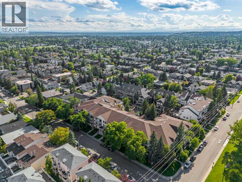Single Family House for Sale in    Street SW Killarney/Glengarry Calgary 