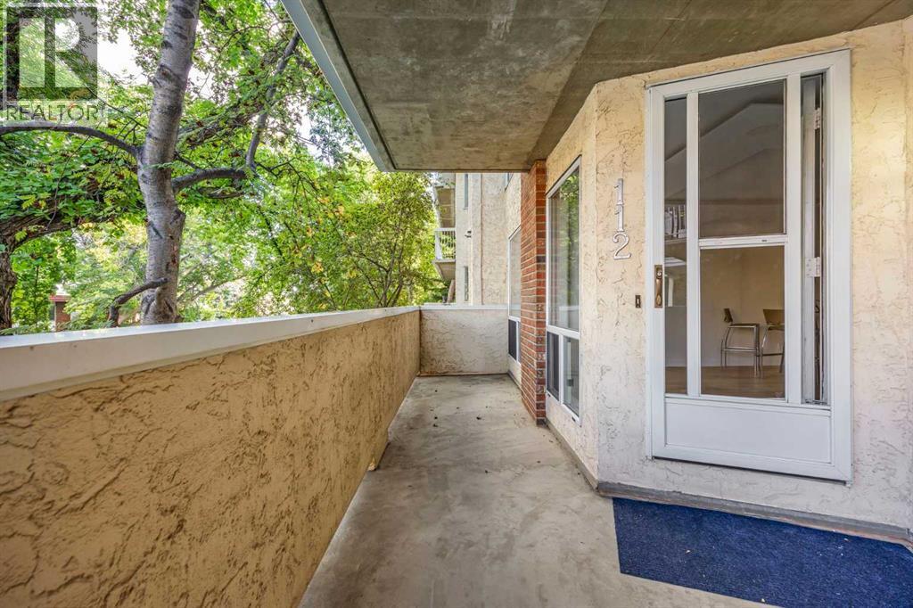 Single Family House for Sale in    Street SW Killarney/Glengarry Calgary 