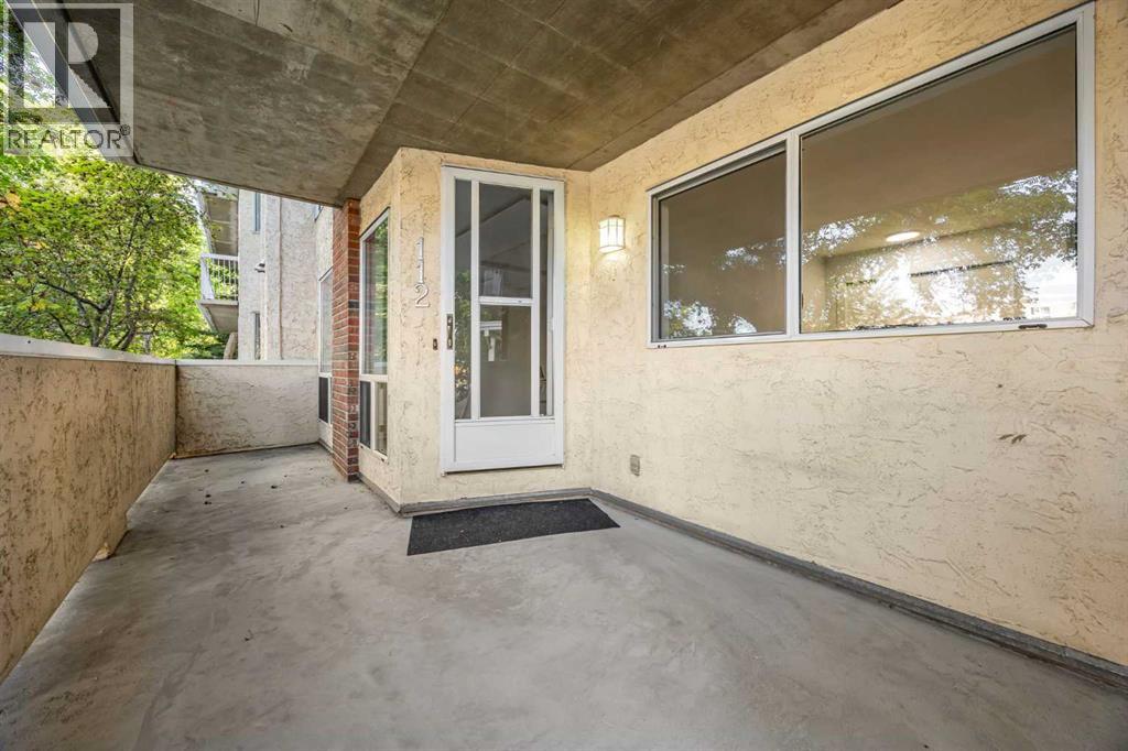 Single Family House for Sale in    Street SW Killarney/Glengarry Calgary 