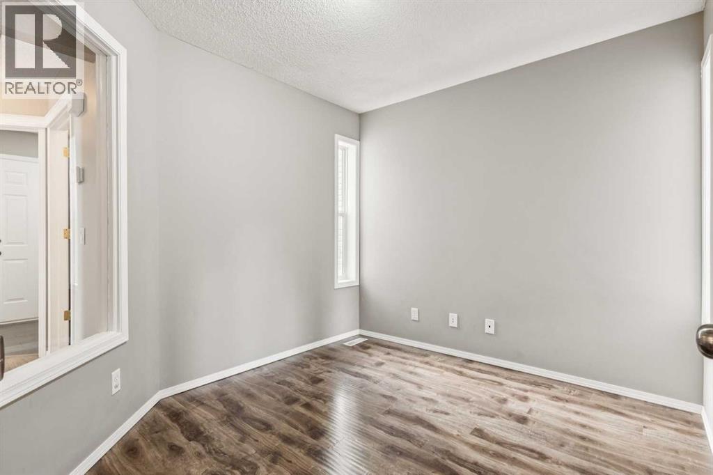 Single Family House for Sale in  Citadel Meadow Bay NW Citadel Calgary 