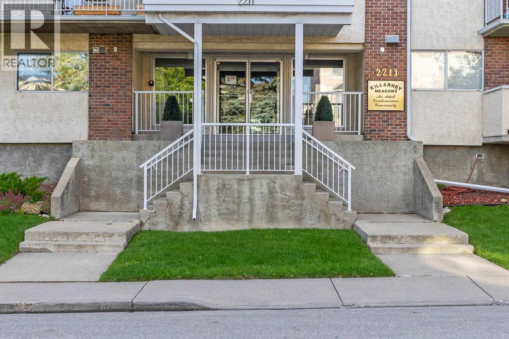 Single Family House for Sale in    Street SW Killarney/Glengarry Calgary 