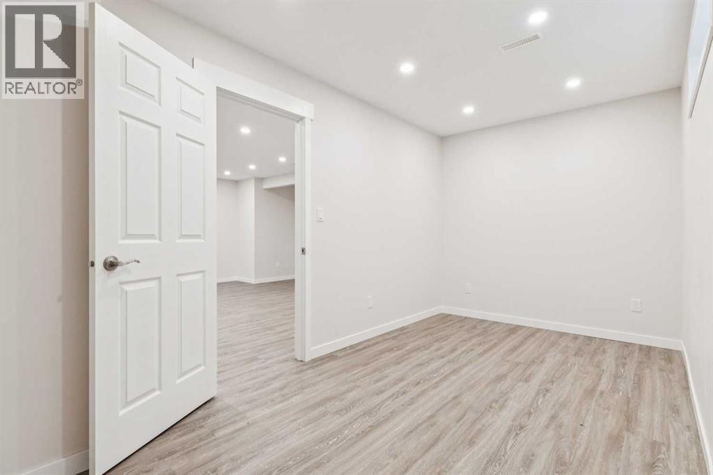 Single Family House for Sale in  Citadel Meadow Bay NW Citadel Calgary 