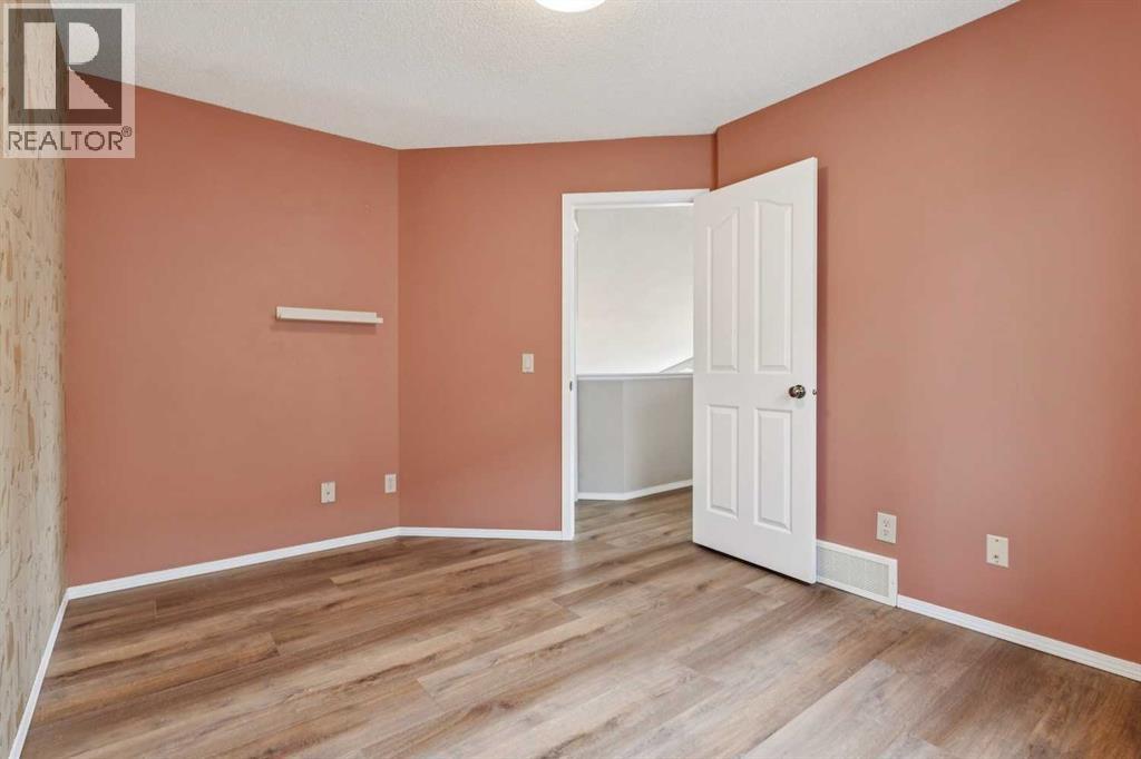 Single Family House for Sale in  Citadel Meadow Bay NW Citadel Calgary 