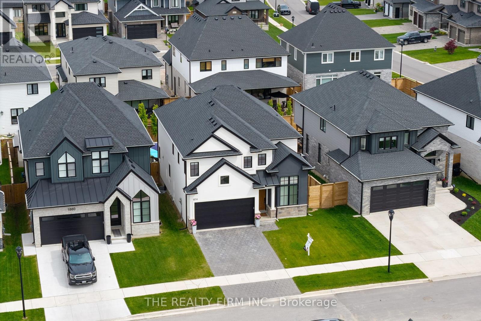 Photo 49 of 1874 Fountain Grass Drive, London South ON