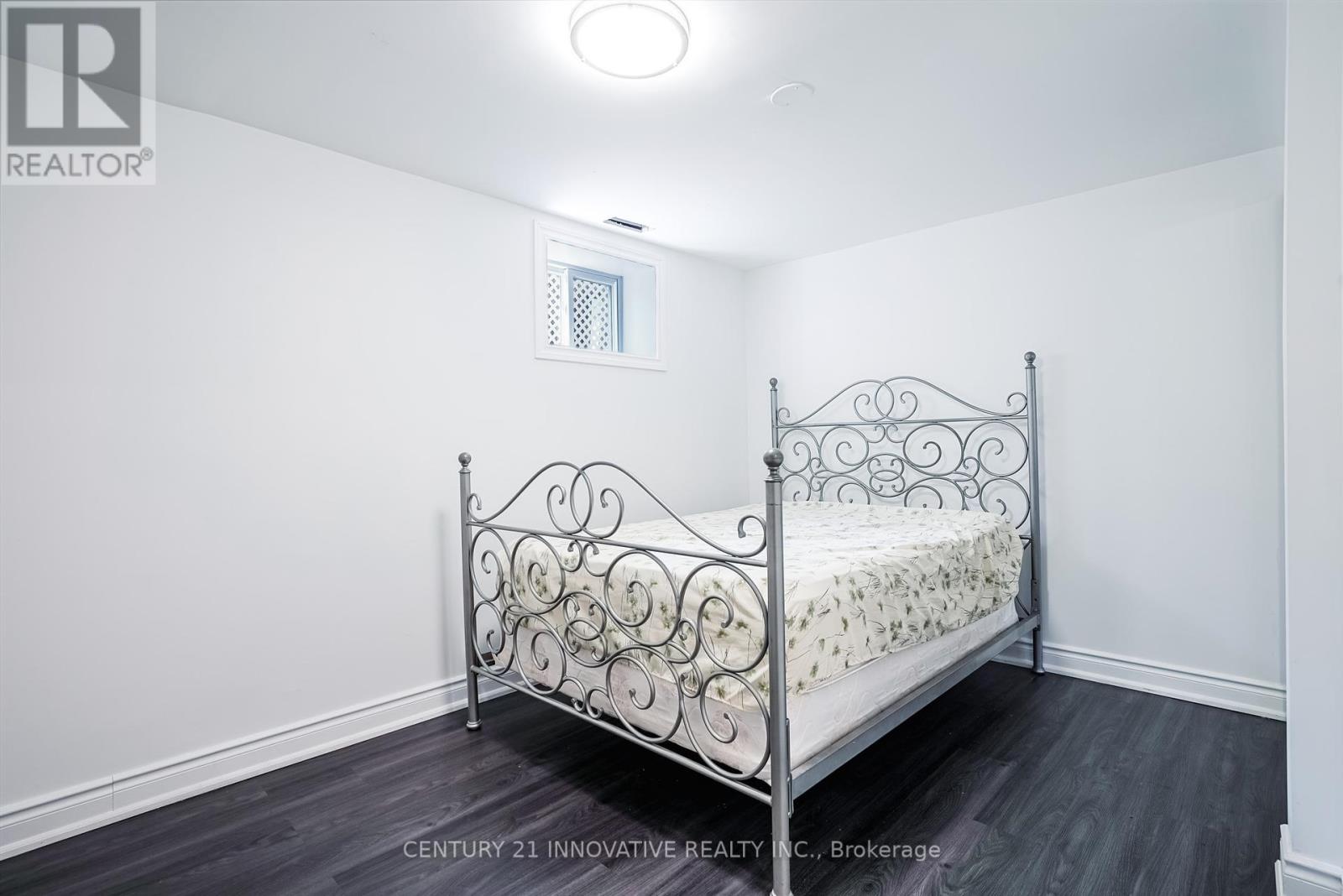 Photo 4 of Lower 73 Thornbeck Drive, Toronto ON