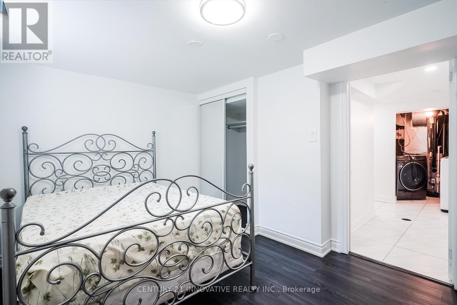 Photo 3 of Lower 73 Thornbeck Drive, Toronto ON