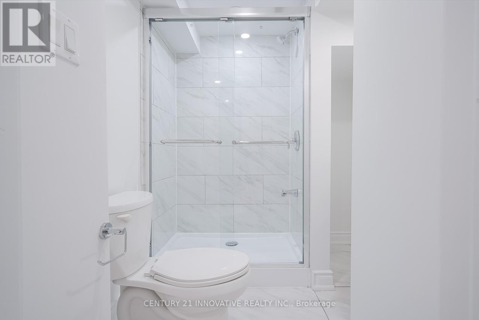 Photo 15 of Lower 73 Thornbeck Drive, Toronto ON