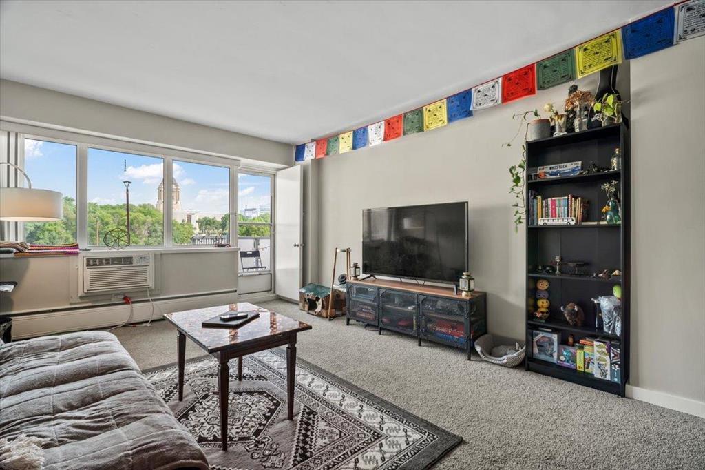 Photo 3 of 202 71 Roslyn Road, Winnipeg MB