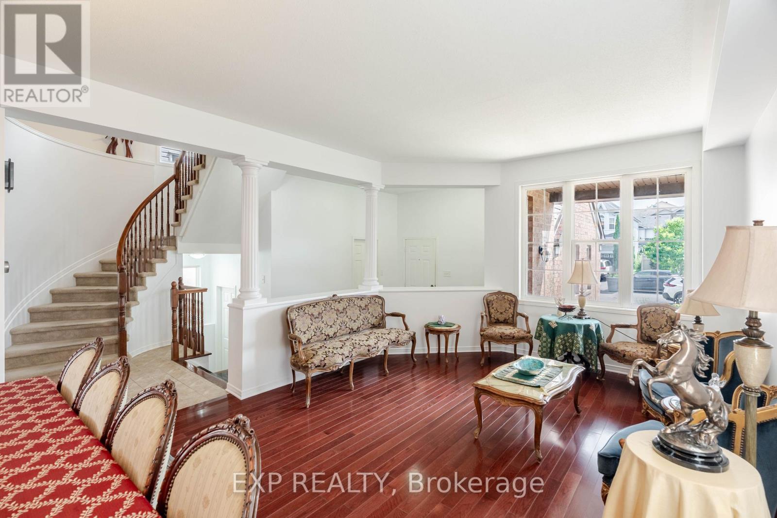 Photo 10 of 1049 Fieldfair Way, Ottawa ON