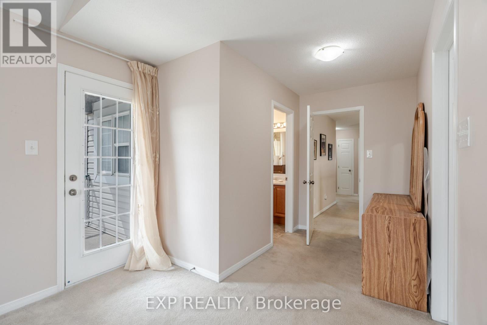 Photo 19 of 1049 Fieldfair Way, Ottawa ON