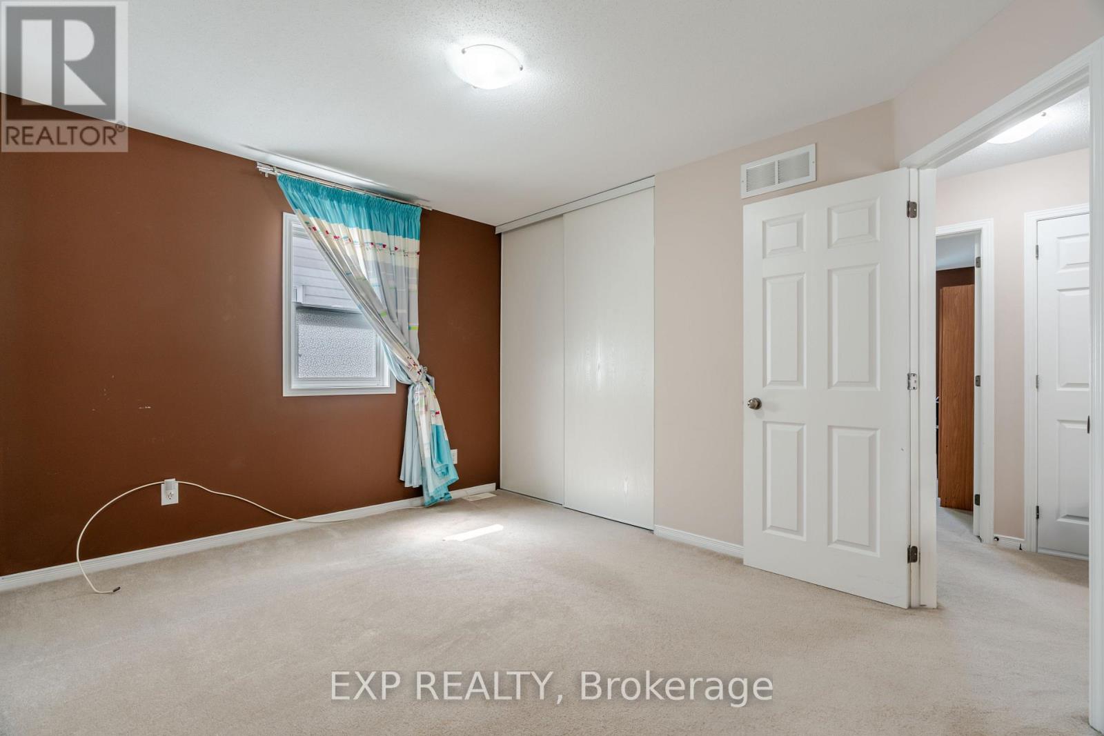 Photo 26 of 1049 Fieldfair Way, Ottawa ON