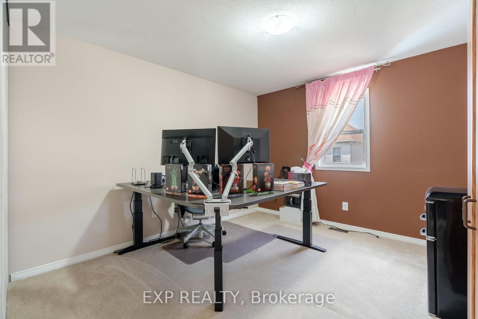 Photo 29 of 1049 Fieldfair Way, Ottawa ON