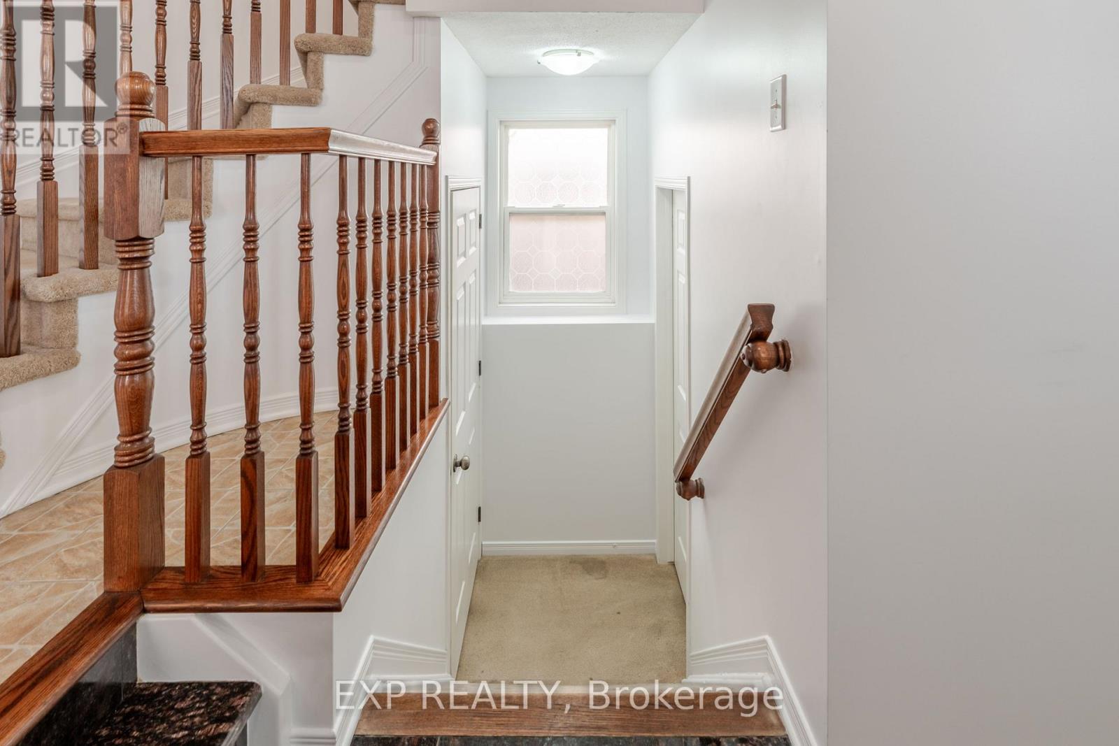 Photo 37 of 1049 Fieldfair Way, Ottawa ON