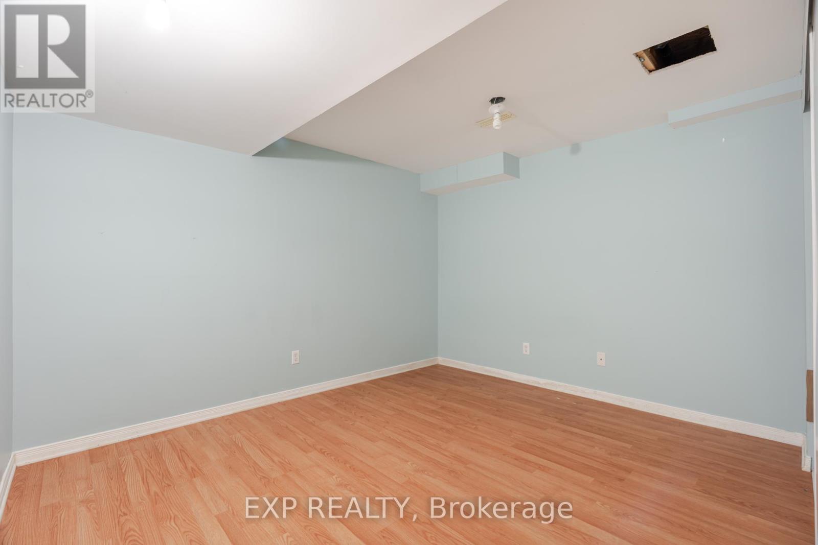 Photo 40 of 1049 Fieldfair Way, Ottawa ON