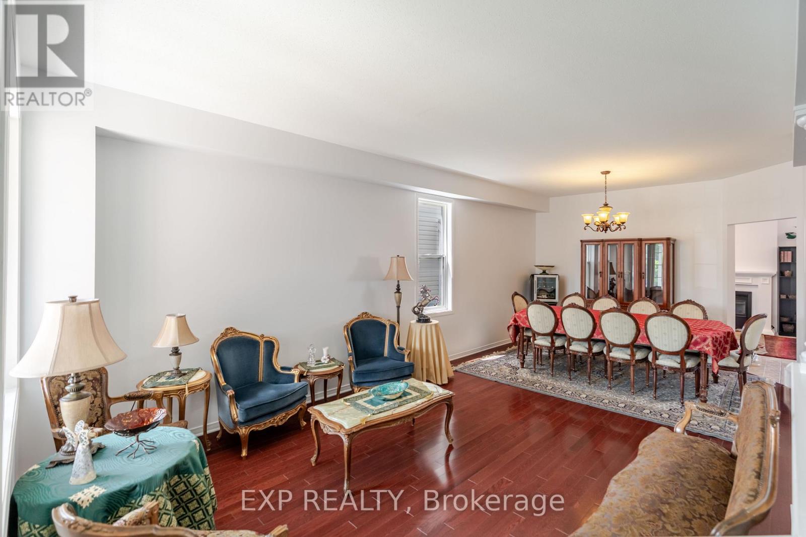 Photo 7 of 1049 Fieldfair Way, Ottawa ON