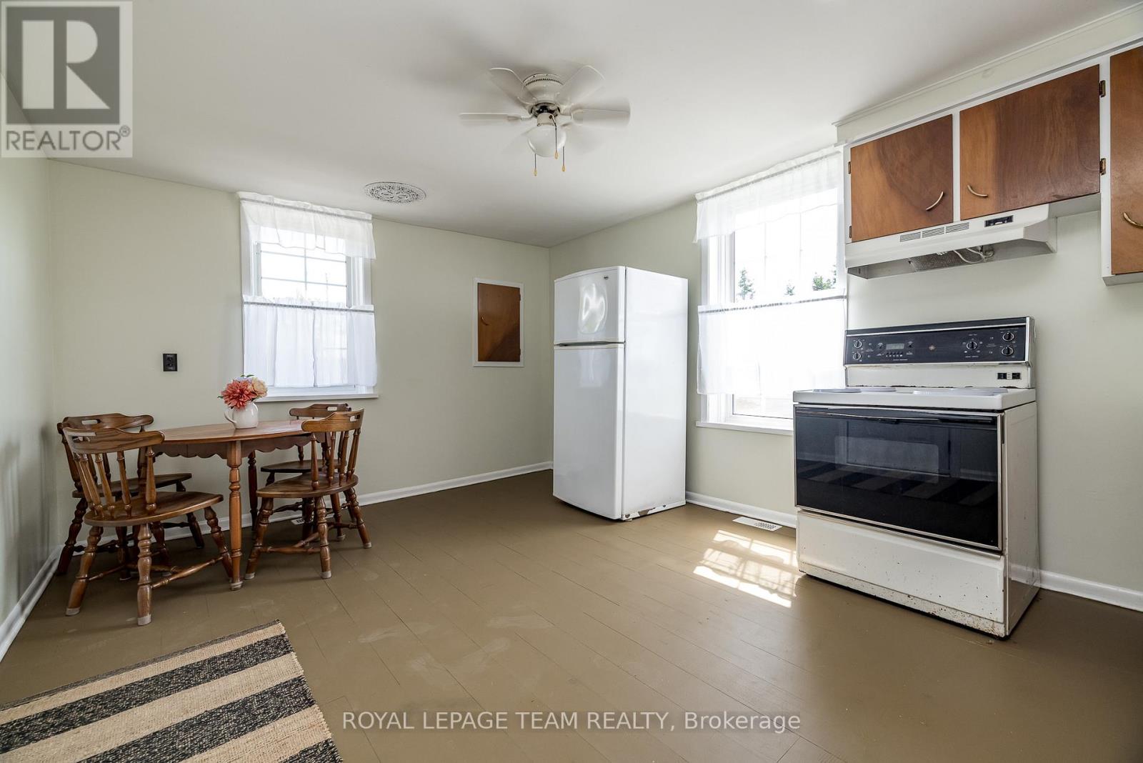 Photo 15 of 2106 Dunrobin Road, Ottawa ON