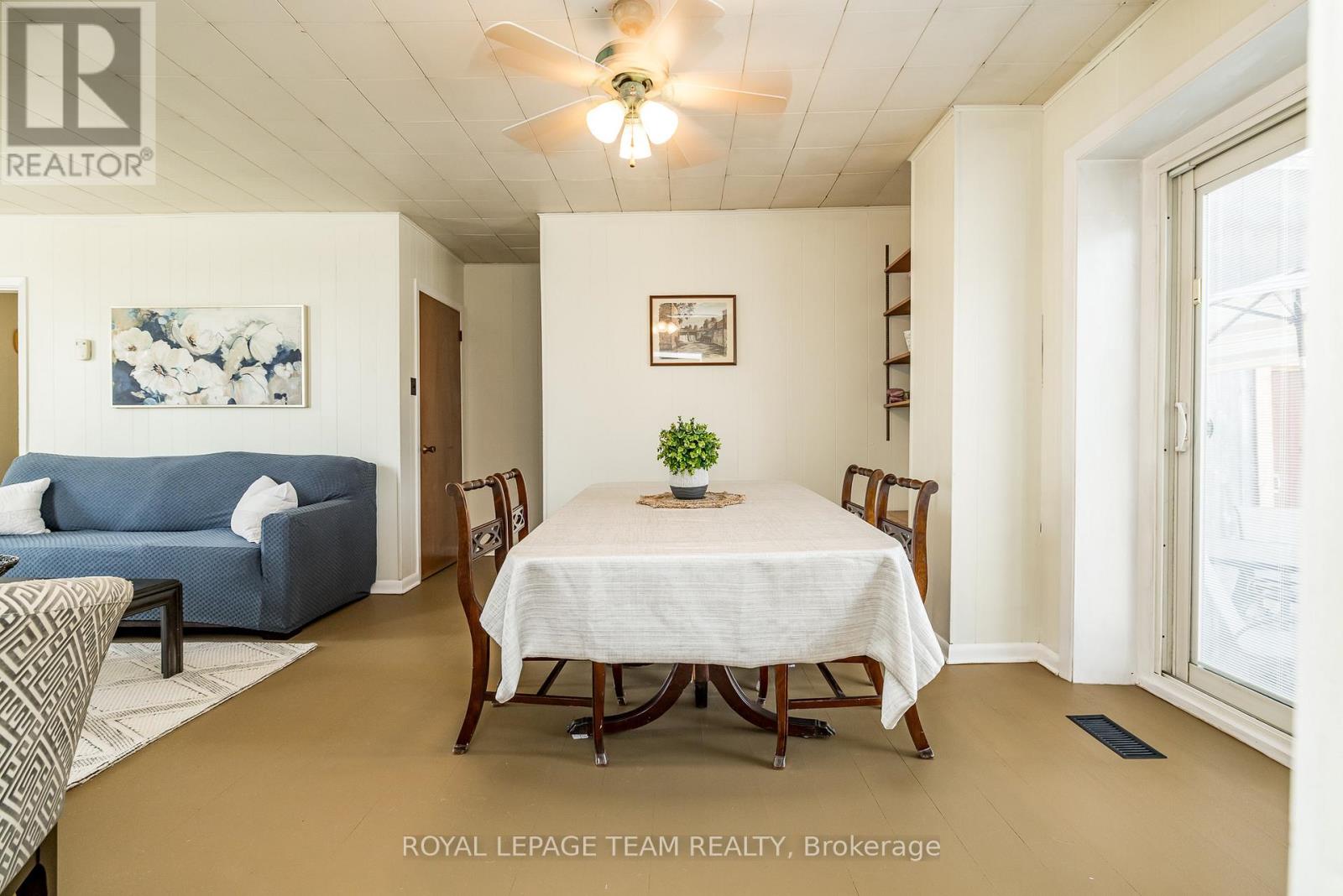 Photo 16 of 2106 Dunrobin Road, Ottawa ON
