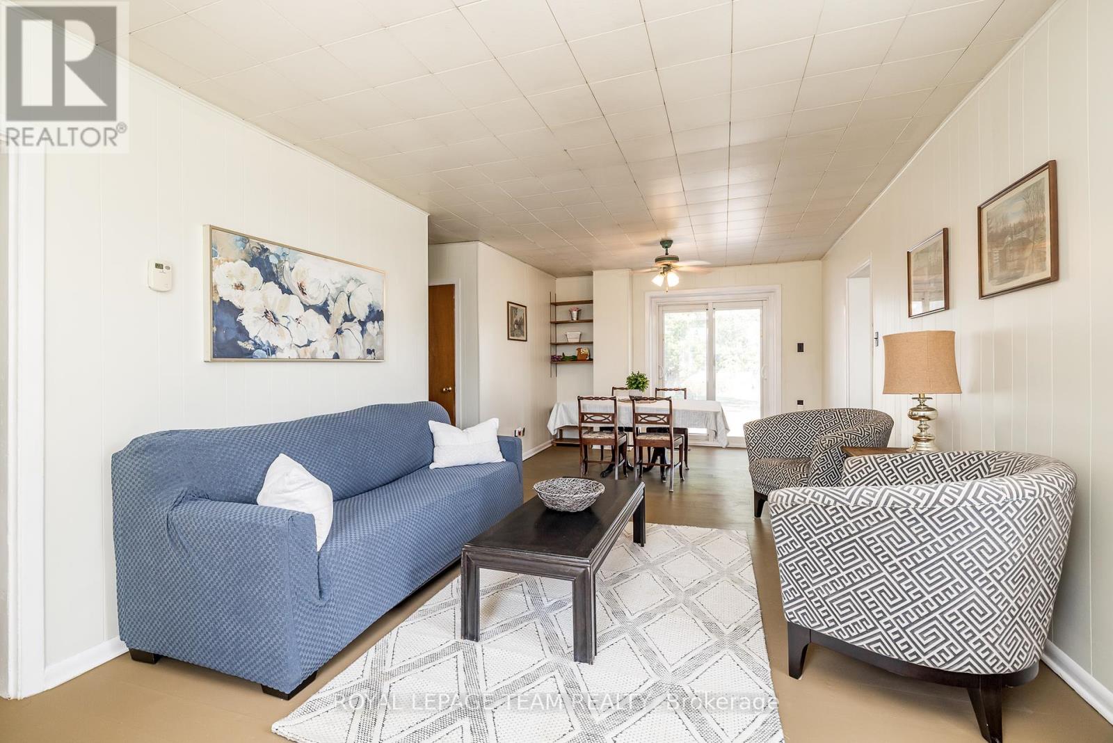 Photo 21 of 2106 Dunrobin Road, Ottawa ON