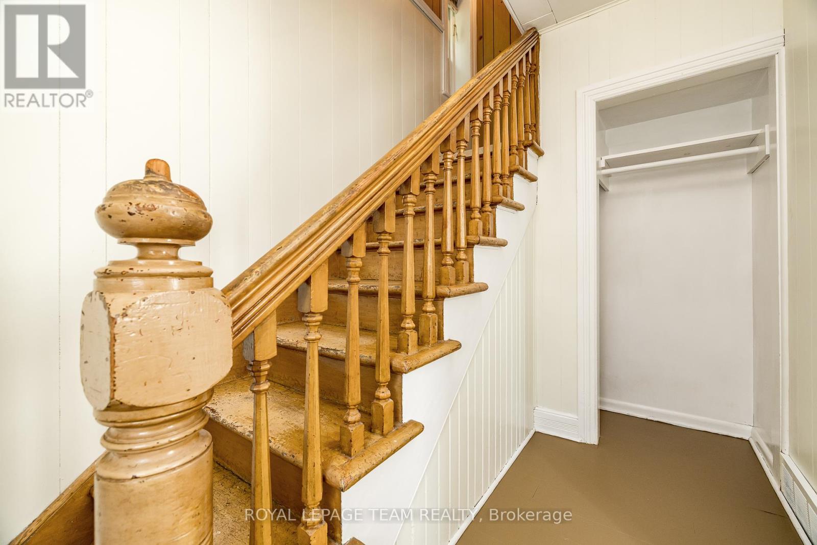 Photo 23 of 2106 Dunrobin Road, Ottawa ON