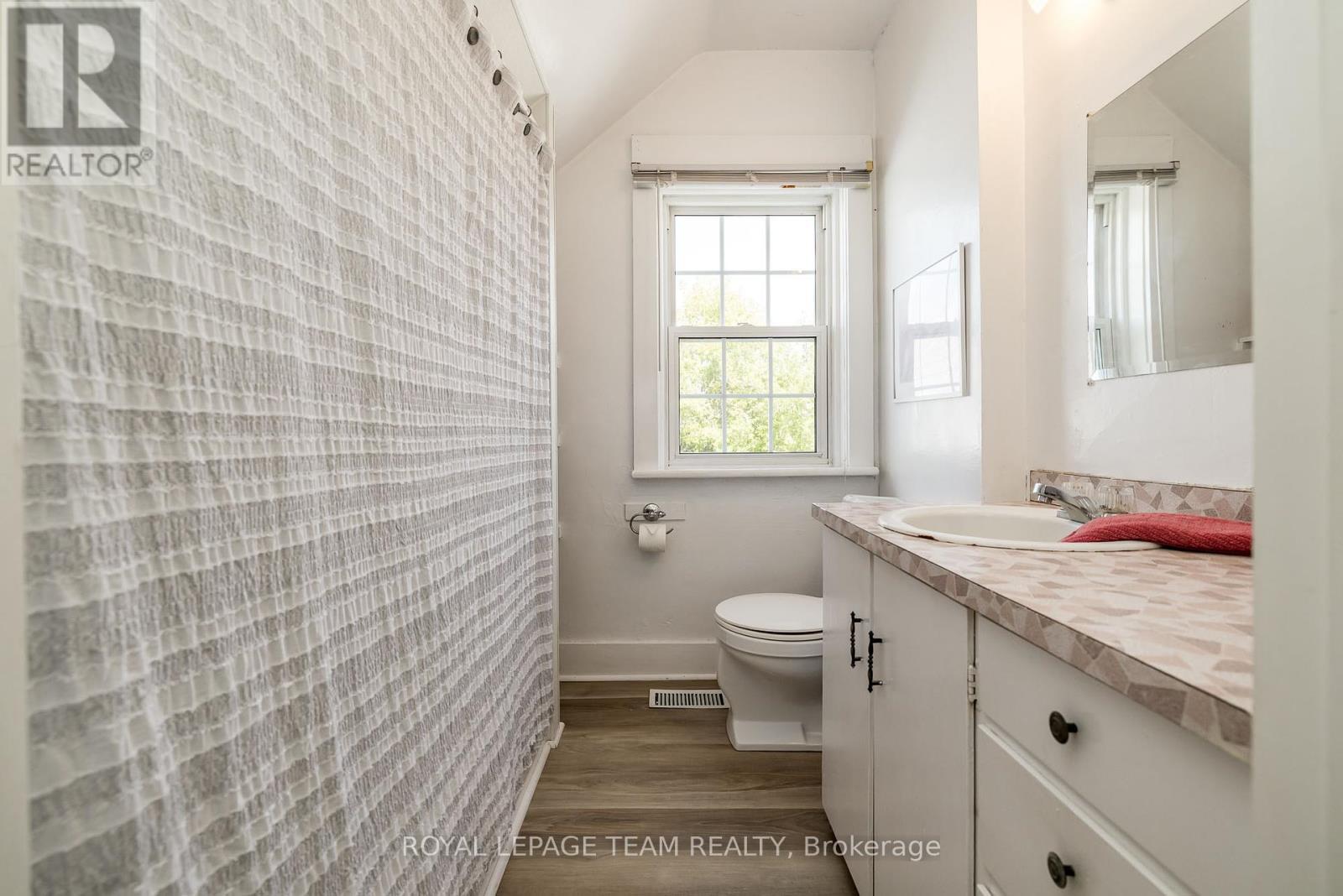Photo 26 of 2106 Dunrobin Road, Ottawa ON