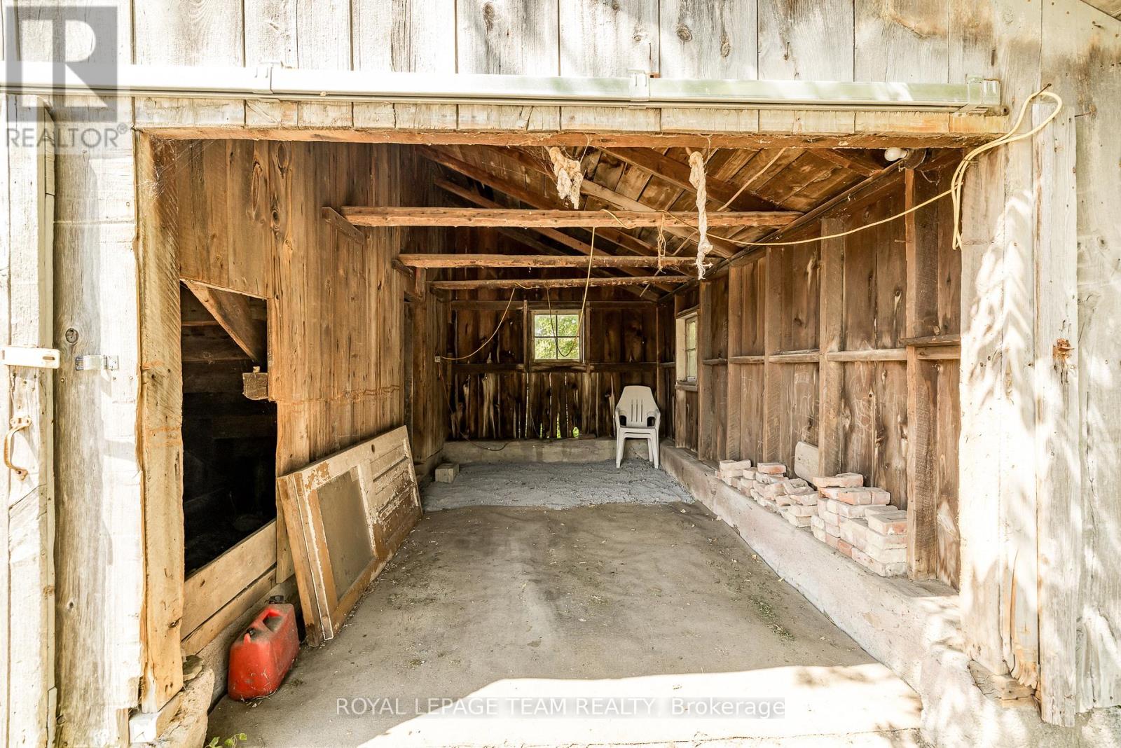 Photo 29 of 2106 Dunrobin Road, Ottawa ON