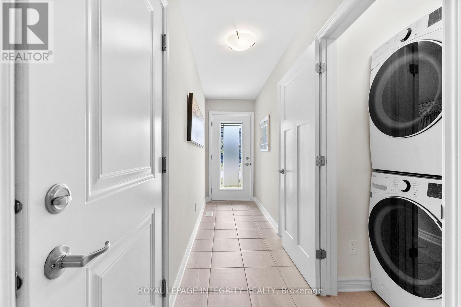 Photo 37 of 29 Morgan Clouthier Way, Arnprior ON
