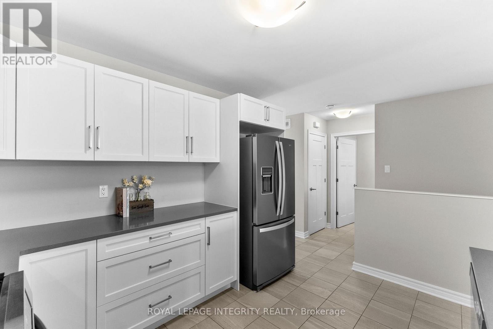 Photo 22 of 29 Morgan Clouthier Way, Arnprior ON