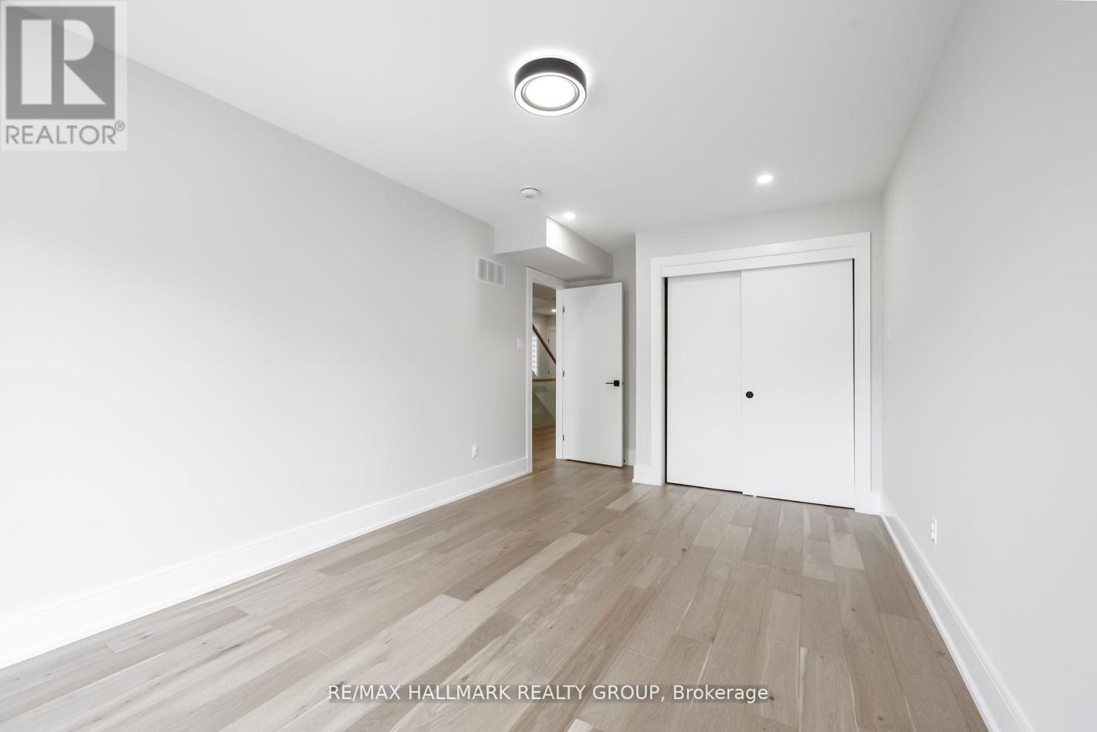 Photo 25 of 185 A Carleton Avenue, Ottawa ON