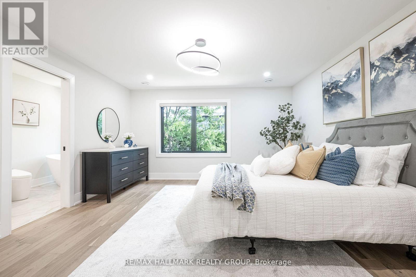 Photo 41 of 185 A Carleton Avenue, Ottawa ON