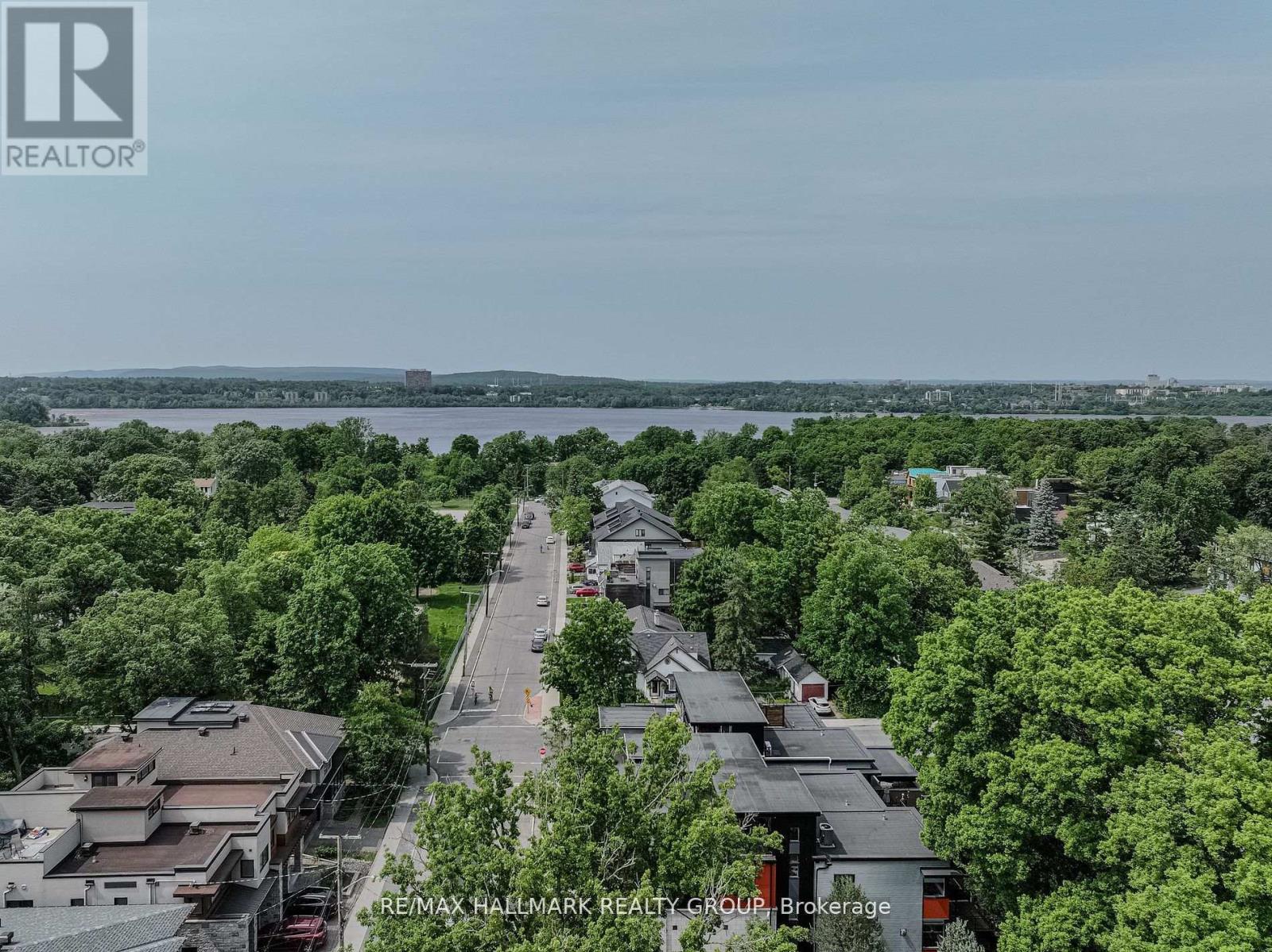 Photo 18 of 185 A Carleton Avenue, Ottawa ON