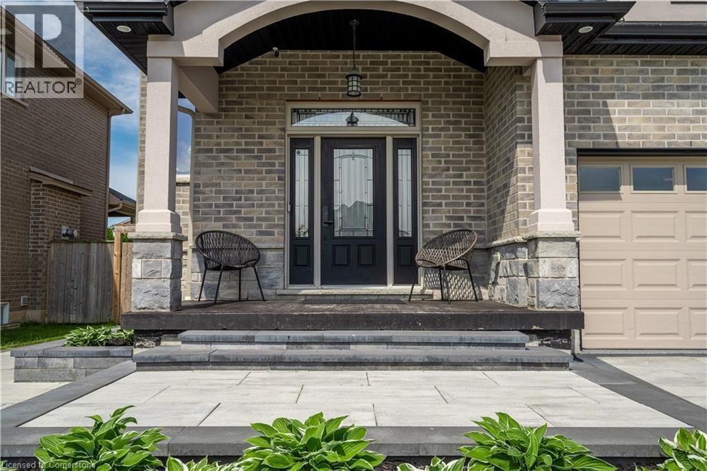 Photo 3 of 4126 Prokich Court, Beamsville ON
